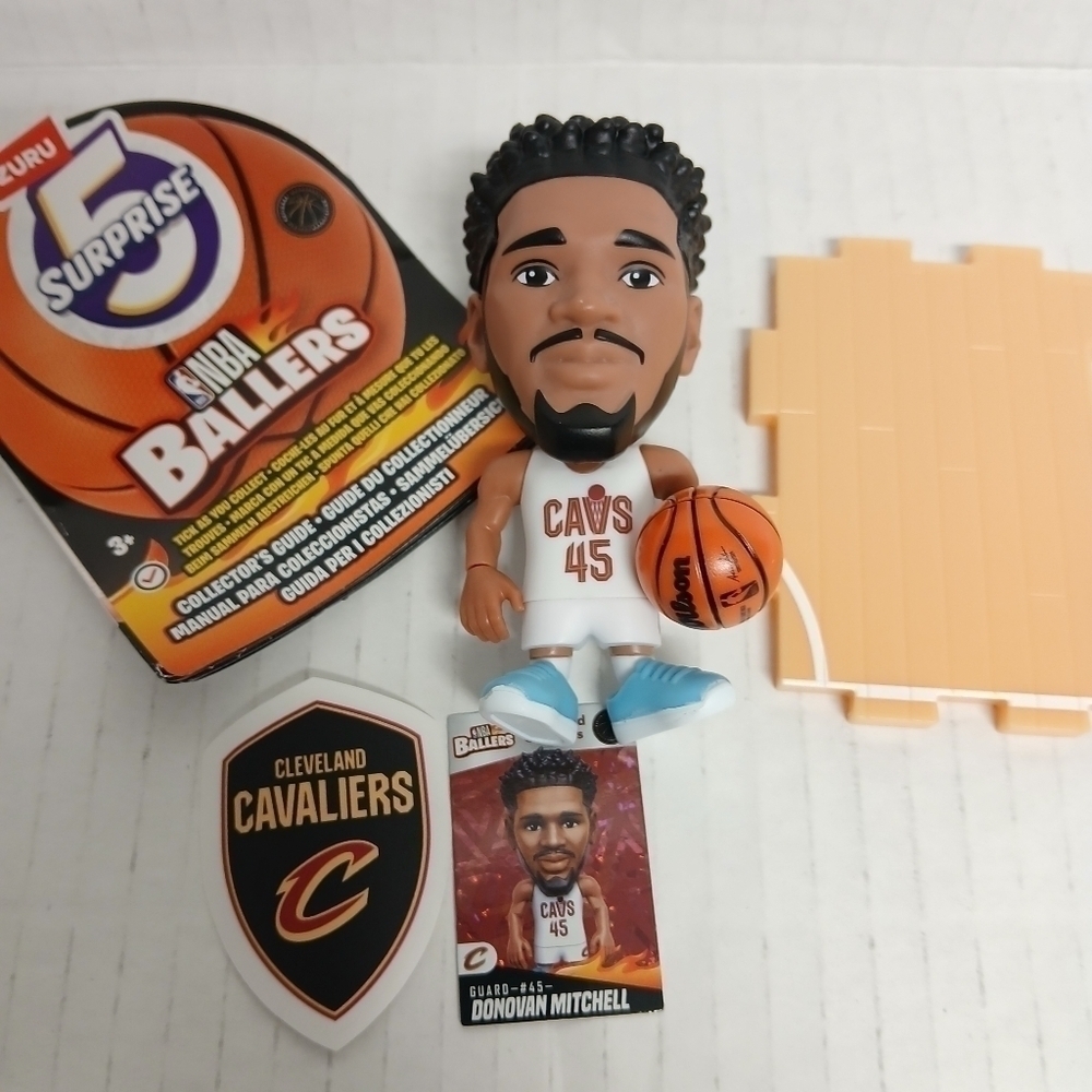 Zuru 5 Surprise NBA Ballers Donovan Mitchell
